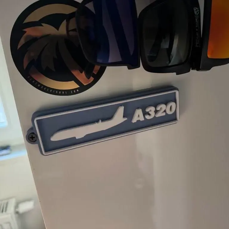 Airbus Airplane A320 keychain keyring enjoy!