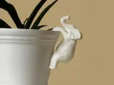elephant hanger -0