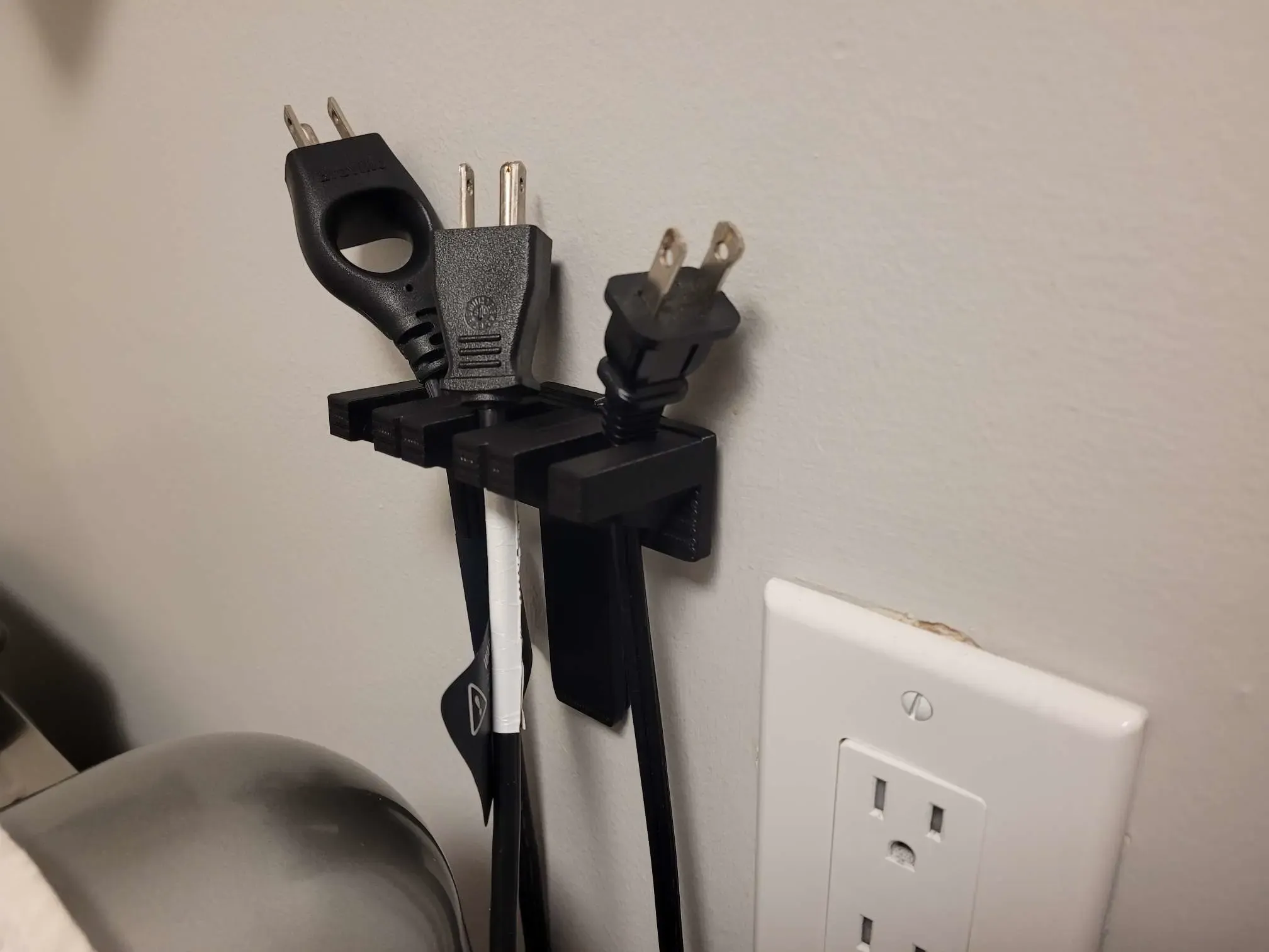 Kitchen Plug Hanger