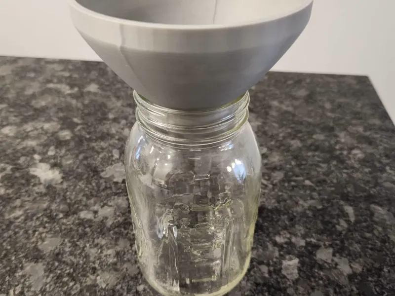 Mason jar funnel for 24oz jar