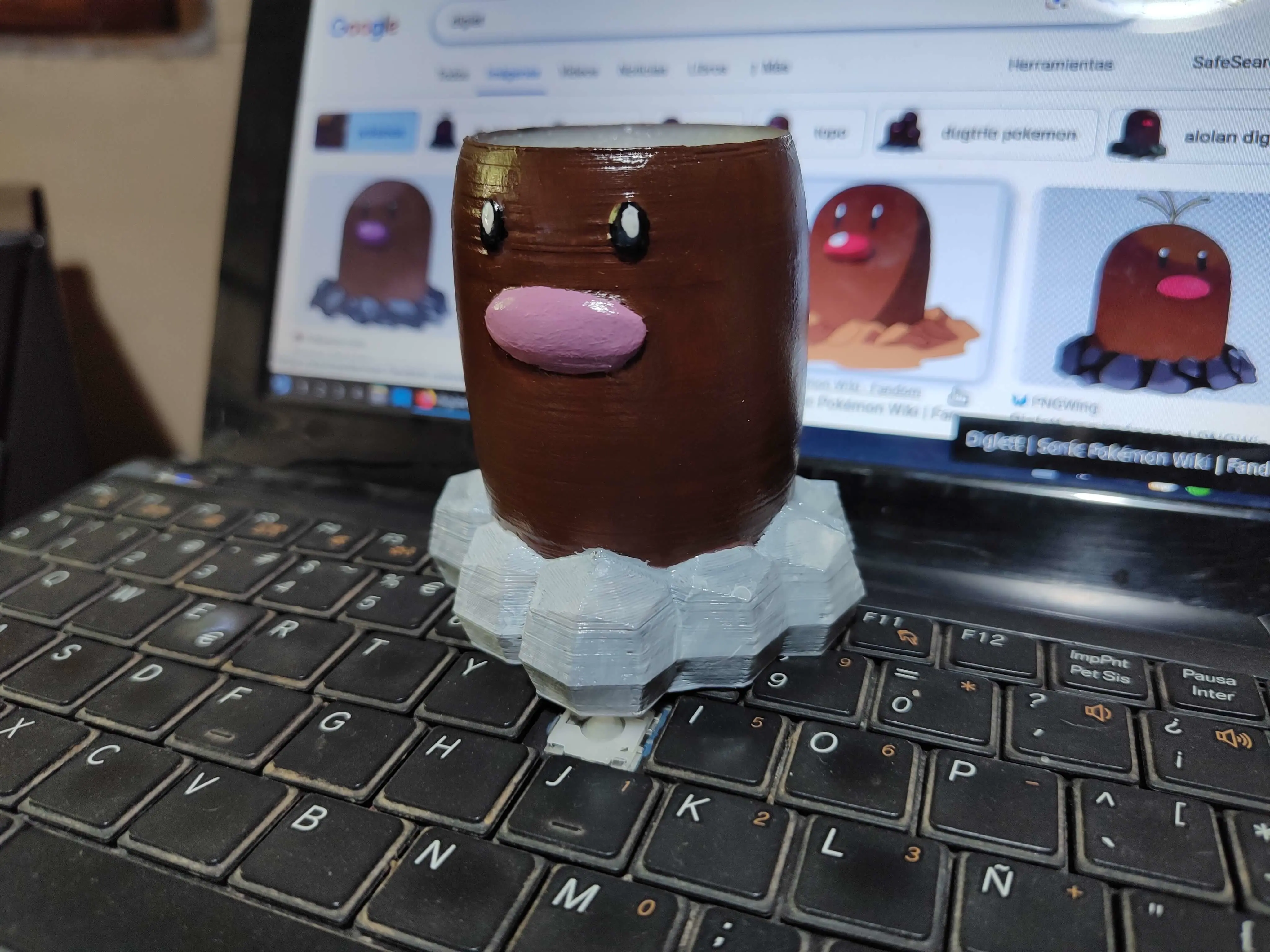 Diglet Pockemon Planter / Maceta