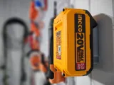 iNGCO Battery Holder-2