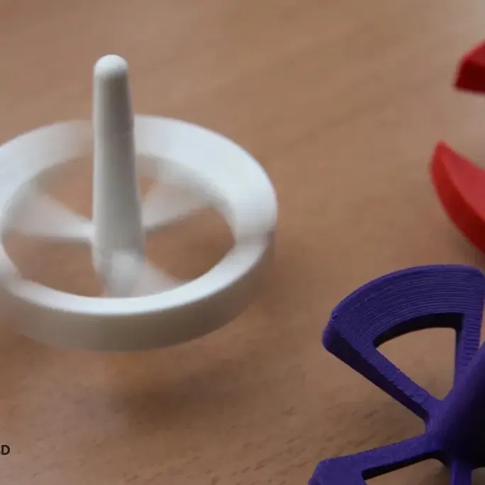 Spinning top toys