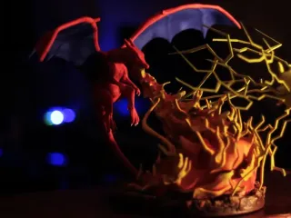Pikachu vs Charizard