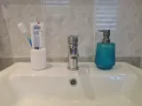 Modern Ribbed Toothbrush & Toothpaste Holder-2