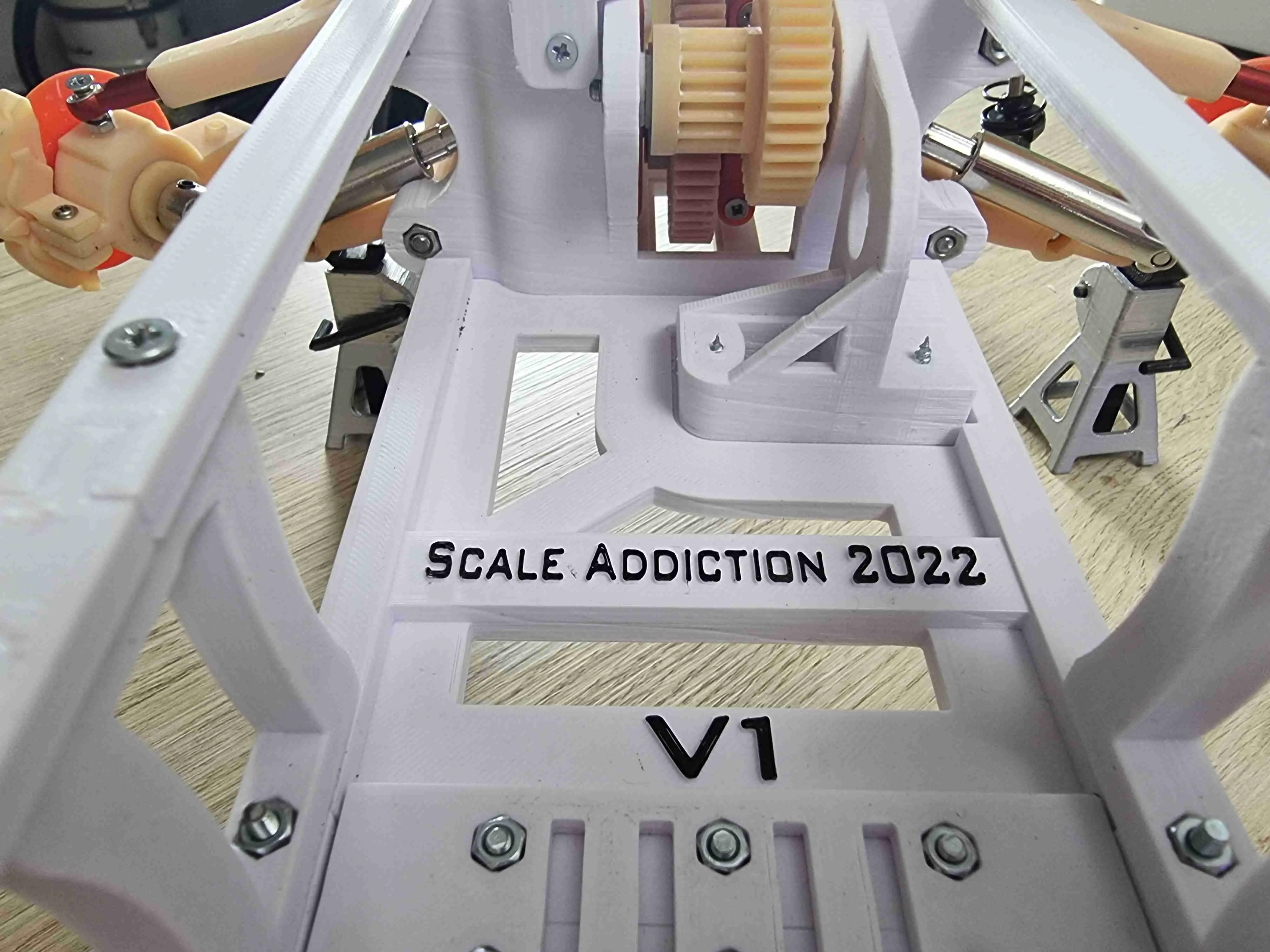Other STL Download - 8TH SCALE CHASSIS WITH 5 LUG NUTby Scale-Addiction