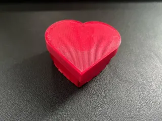 Foldable heart box