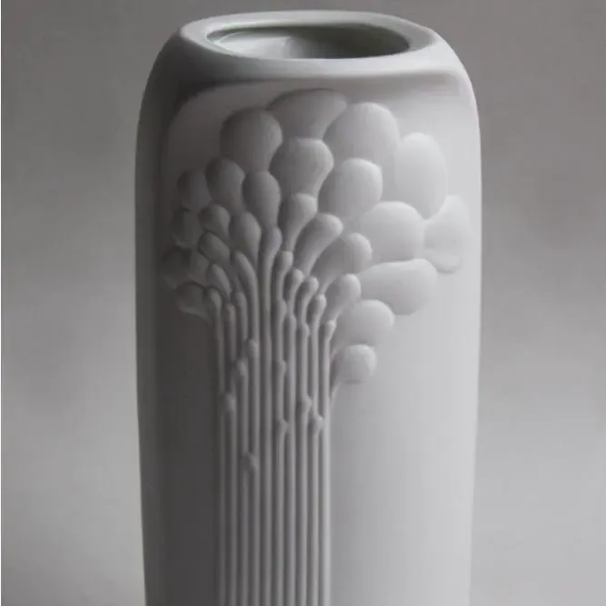 Vase 6