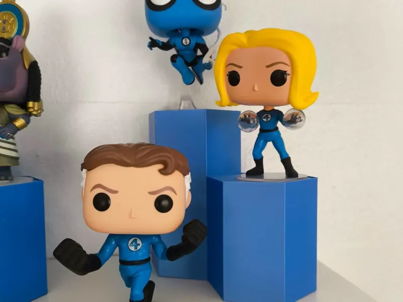 funko stand 2x