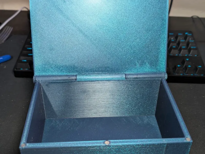 Keepsake/Memories Hinged Magnetic Box