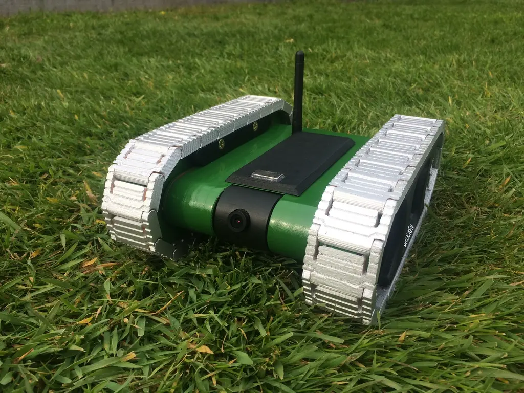 RC FPV tank rover