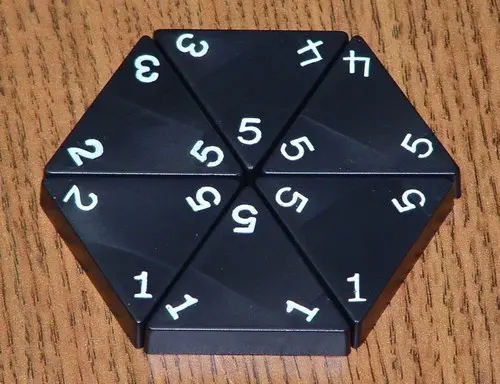 Triominoes - Versión ampliada 6 + Personas
