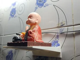 Toy Stand