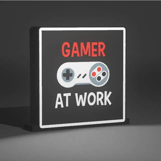 lightbox GAMER AT WORK