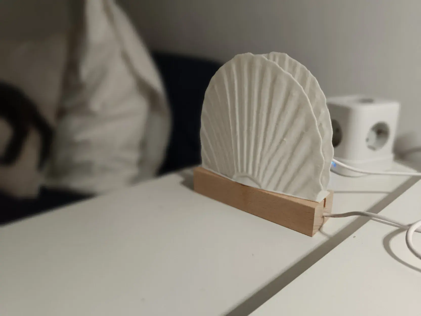 Seashell bedside lamp