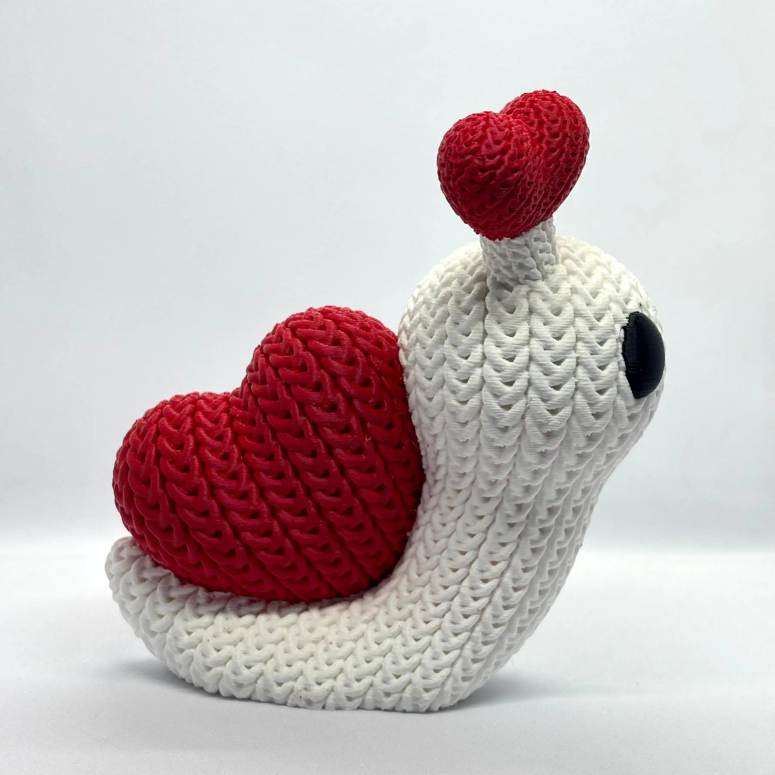 Knitted Valentine Snail