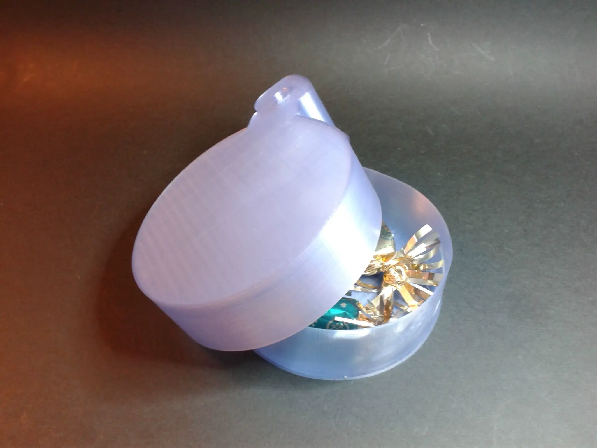 Christmas ornament 1, nestable box (v2)