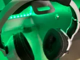 Swing-Axis Headphone Dock-2