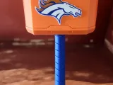 BRONCOS HAMMER-1