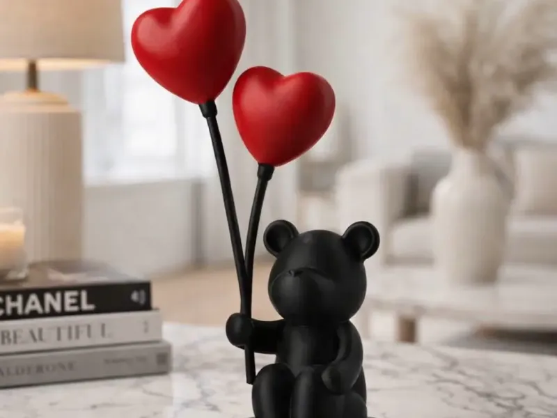 Bear with Heart Balloons Sculpture – Romantic Art