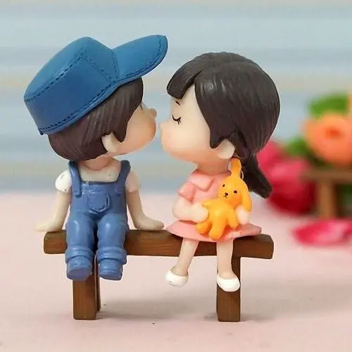 valentine's day love cople figure