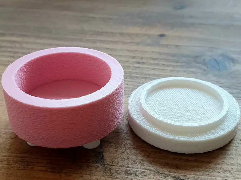 Barbie / Arredamento per case delle bambole - Pouf contenitore