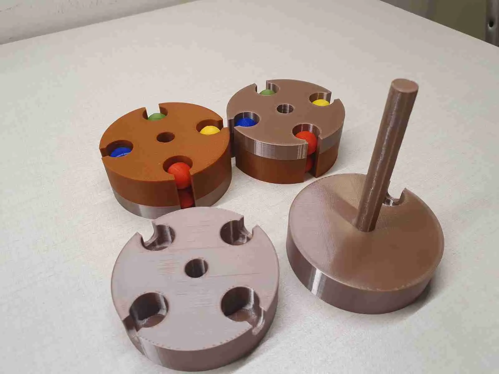 Other STL Download - CYLINDER SPIN - A FUN BRAIN TEASERby 3D Game Hub