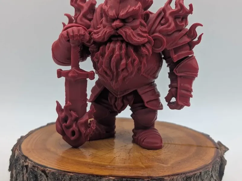 Chibi Gigante de Fuego - El Peso Pesado Ardiente