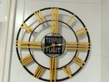 Tempus-Fugit wall clock.-0