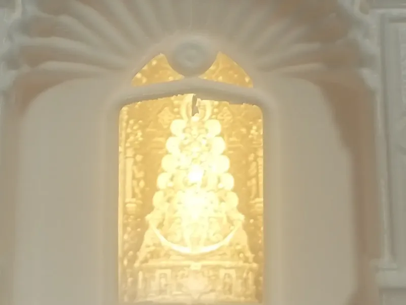 埃尔罗西奥圣母小教堂内部