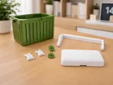 Mini picnic cooler with snap-lock handles-1