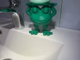 The mighty frog soap holder-1