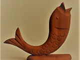 Wood fish pen holder-5