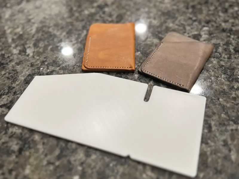 Modèle de portefeuille en cuir simpliste