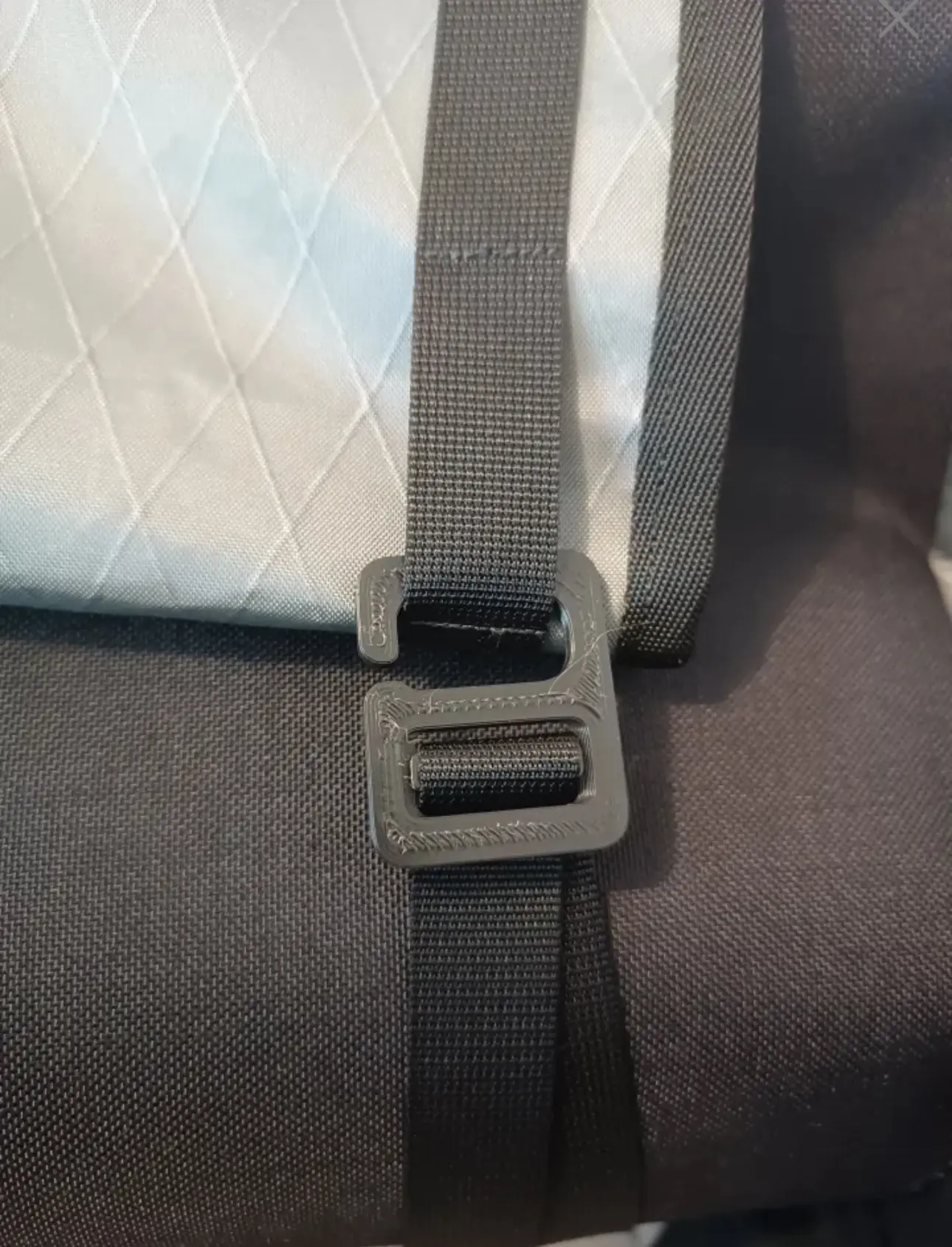G-buckle hook for 20mm webbing