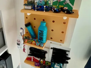 Peg board