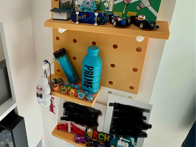 Peg board