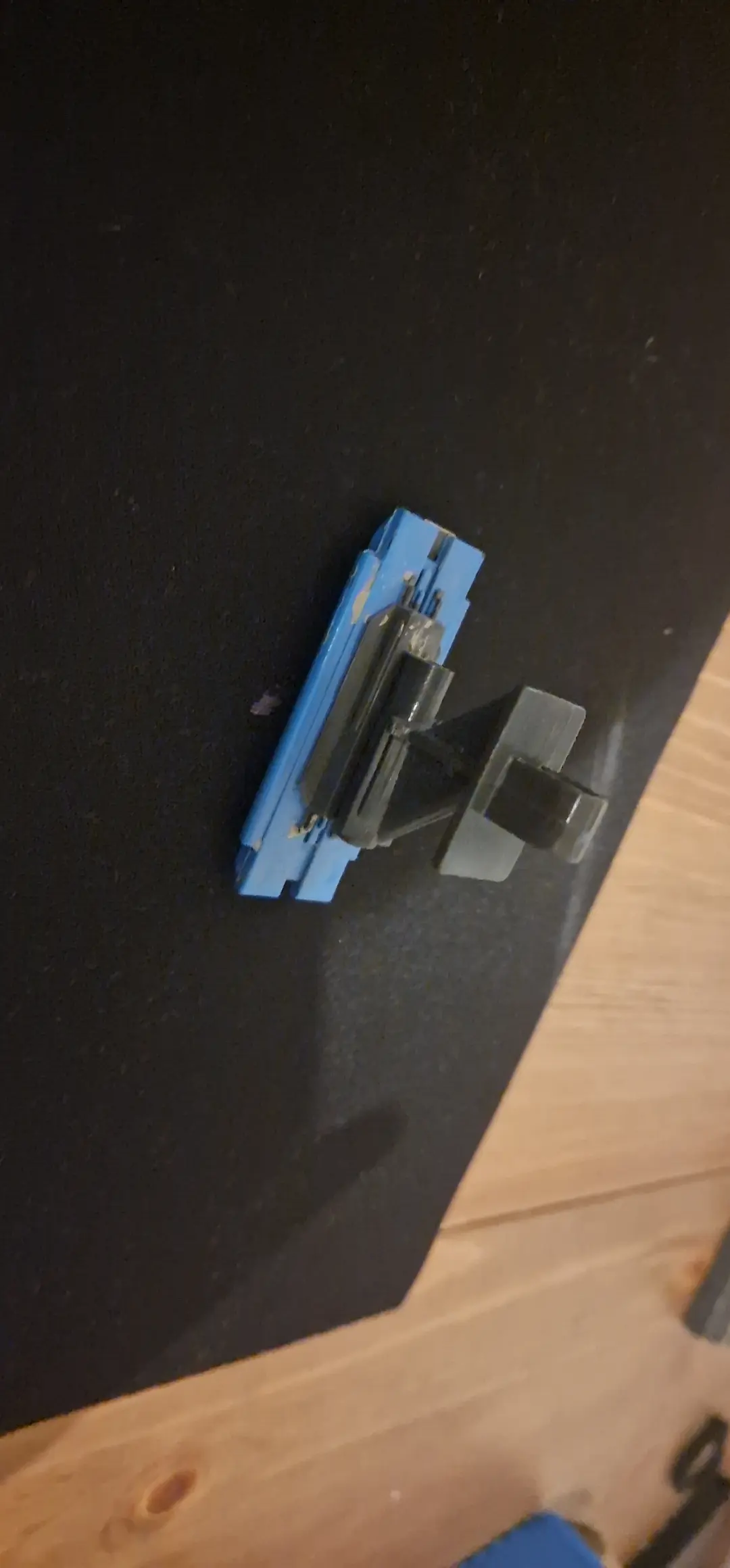 space precinct car landing strut