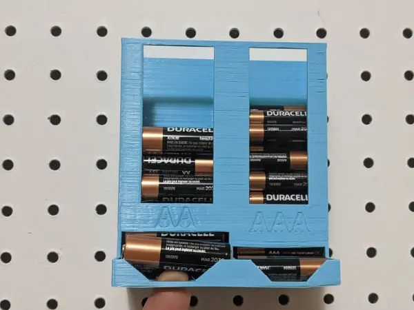 Free Tools &amp; Spare Parts STL Download - AA-AAA Battery Dispenser with ...