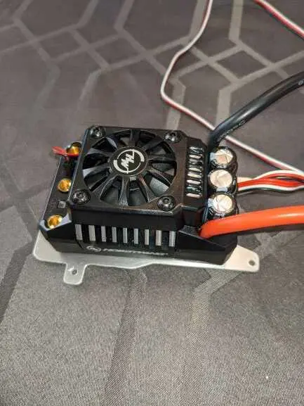 X-maxx Max5 ESC plate - Radio relocation box -Updated-