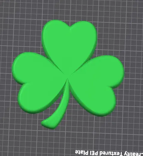 Modern Lucky Shamrock – Minimalist Table Centerpiece
