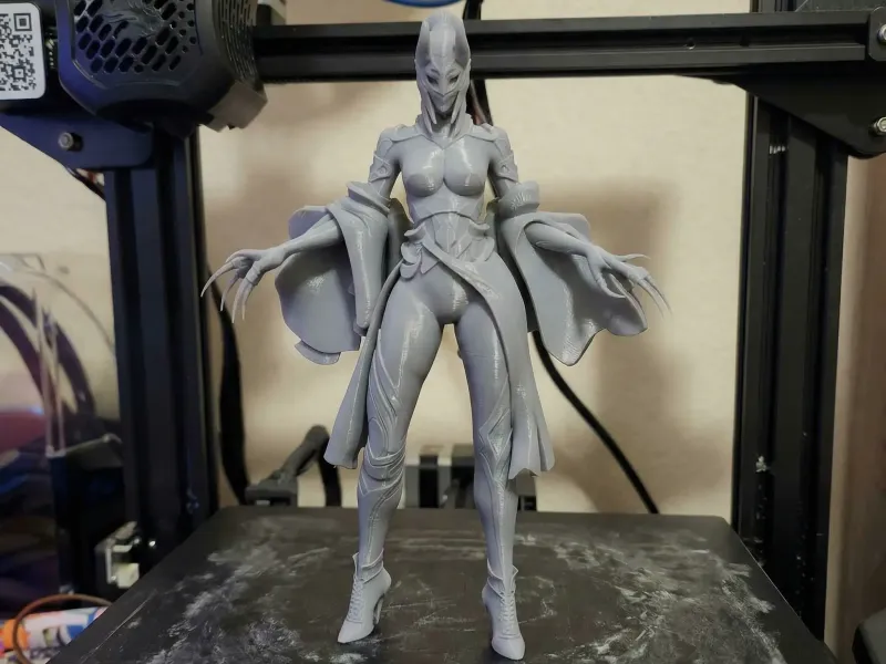 Masked Yokai Queen