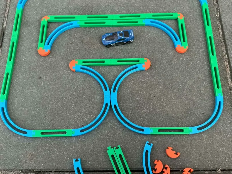 Race track for RC cars 1:64 and similar