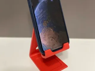 phone  holder / support de telephone avec trou pour charger