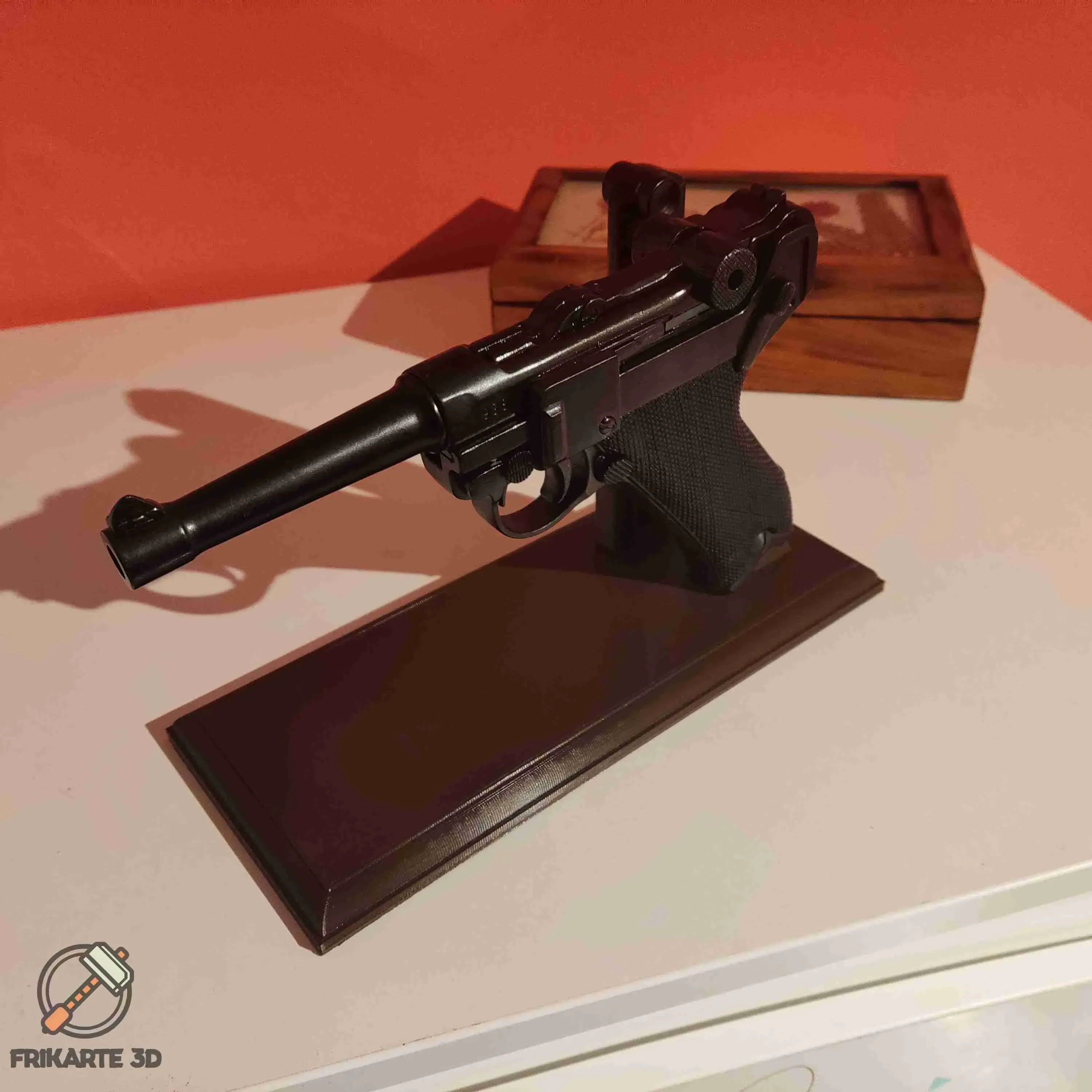 Parabellum Luger P08 Gun Display Stand