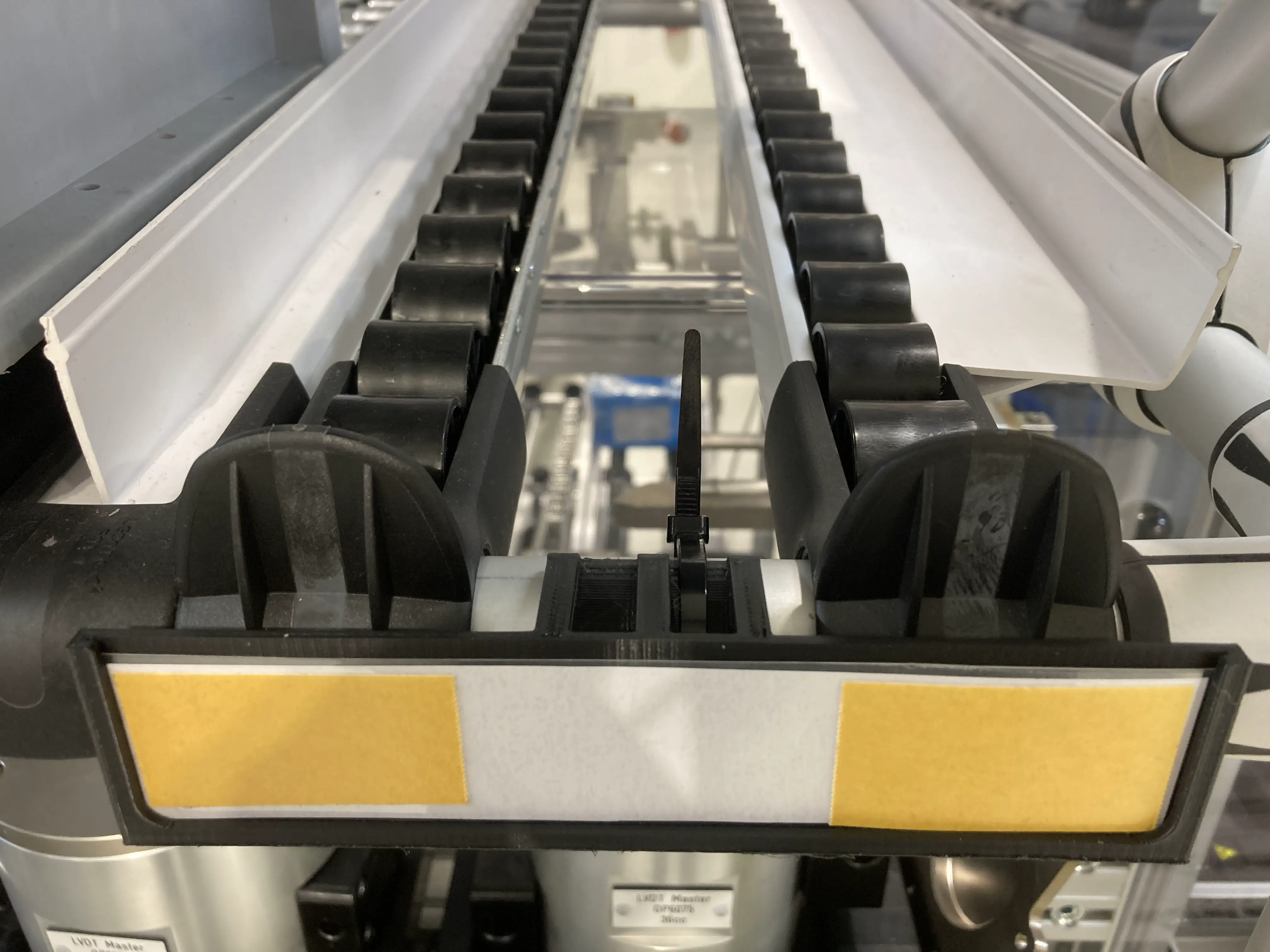 Label holder for tube frame system