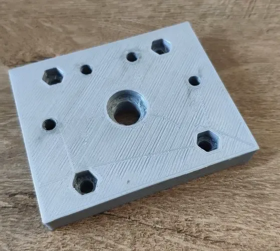 C-Beam Endplate 4x Motor