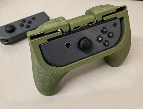Joycon Controller mit Auslösetasten. Einfach drucken