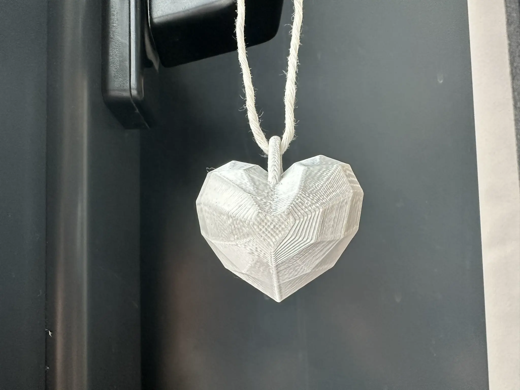 Low poly heart pendant