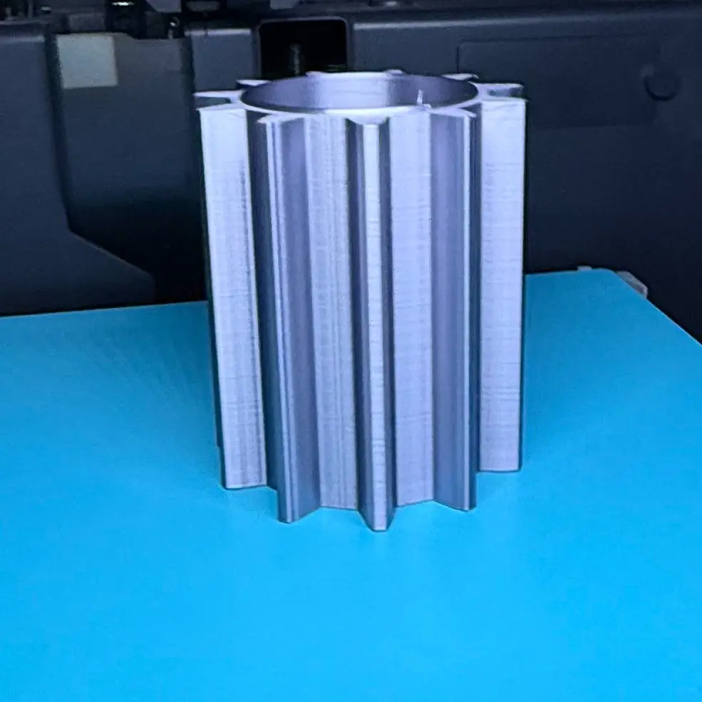 Gear shaped desk organiser